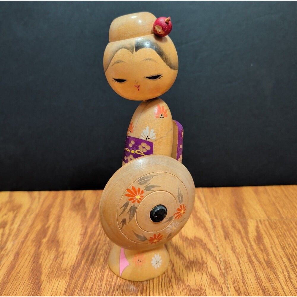 VTG Japanese Sosaku Kokeshi Wood Doll Kimono Girl Floral Parasol Umbrella 7.5"